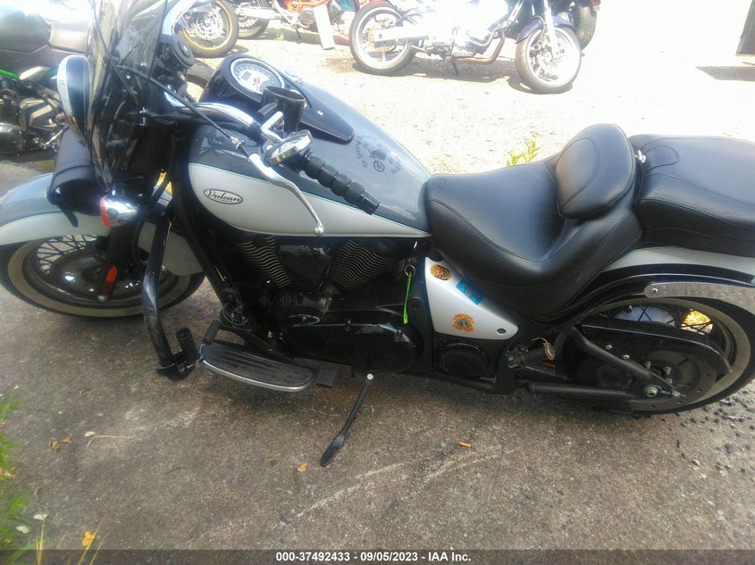 VIN JKAVN2B13MA100340 2021 KAWASAKI VN900 B