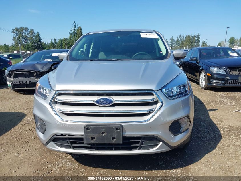 2019 FORD ESCAPE SE - 1FMCU9GD9KUC06262