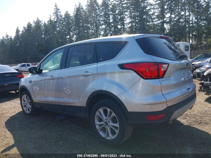 2019 FORD ESCAPE SE - 1FMCU9GD9KUC06262