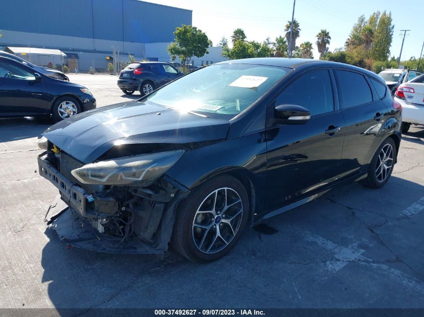 2015 FORD FOCUS SE - 1FADP3K26FL221807