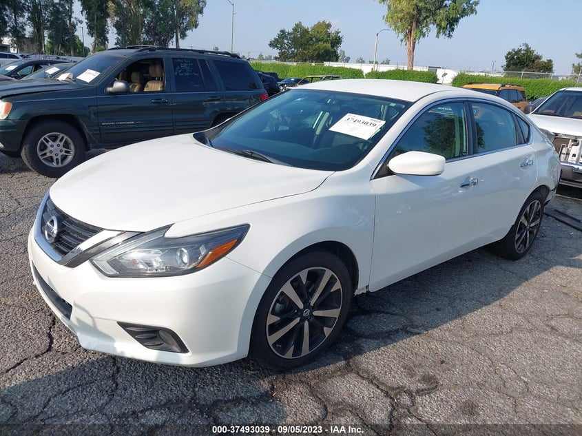 VIN 1N4AL3AP5JC112968 2018 NISSAN ALTIMA 2.5 SR