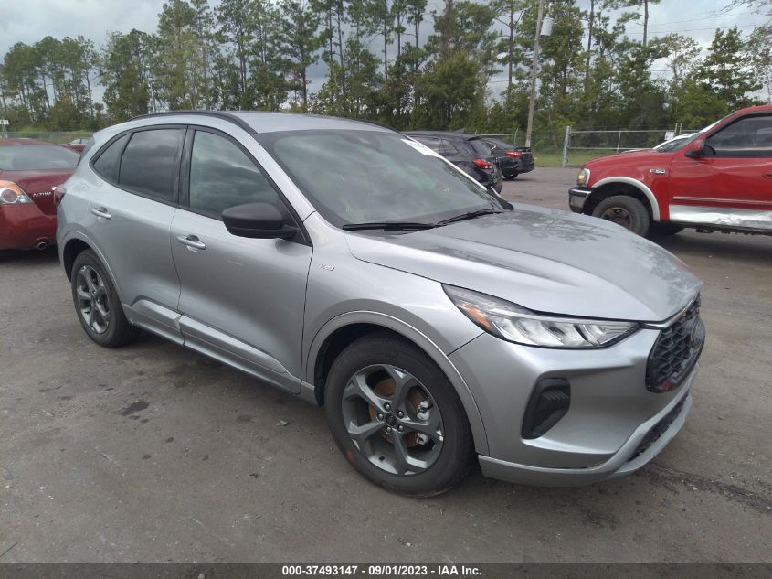 1FMCU0MN5PUA01151 FORD ESCAPE ST-LINE 2023