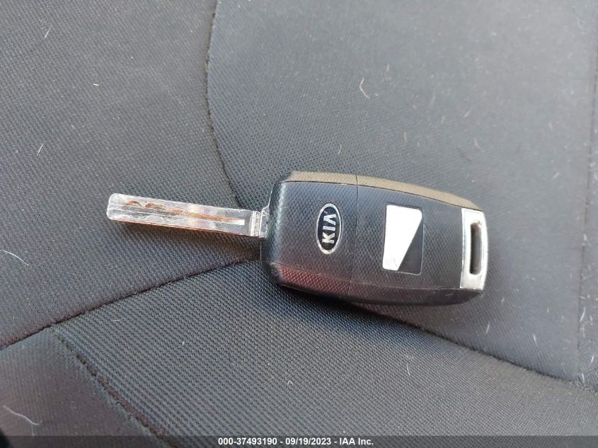 2014 KIA SOUL BASE - KNDJN2A27E7089033