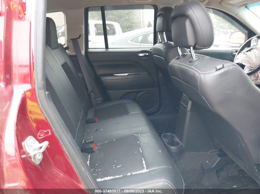 VIN 1C4NJCEA4HD117302 2017 JEEP COMPASS LATITUDE