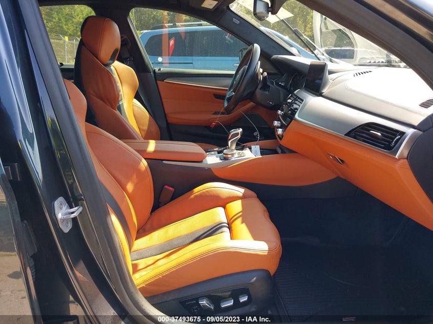 VIN WBSJF0C55KB285823 2019 BMW M5
