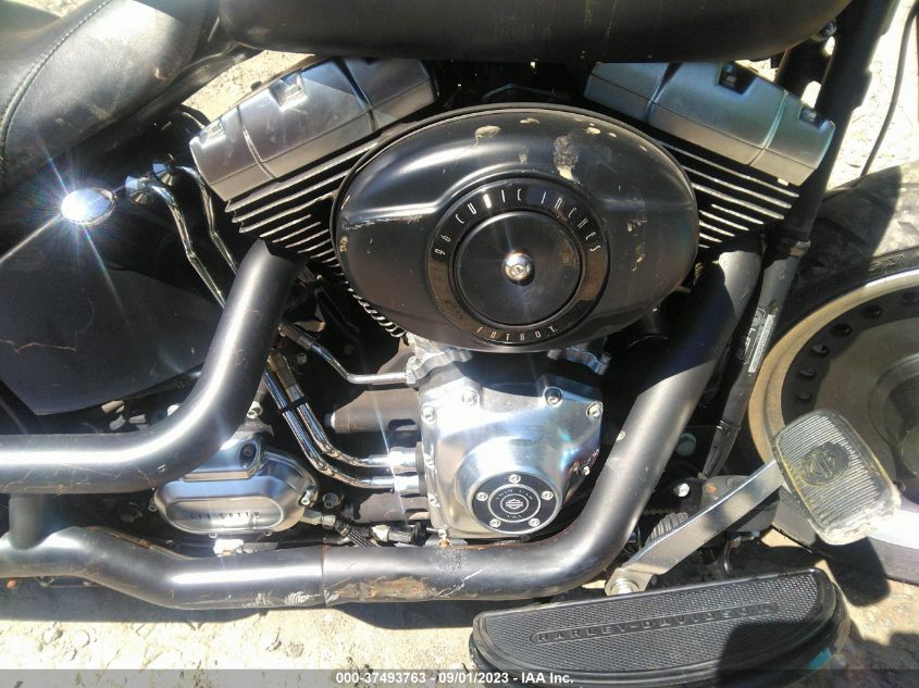 2010 HARLEY-DAVIDSON FLSTFB 1HD1JN511AB040799