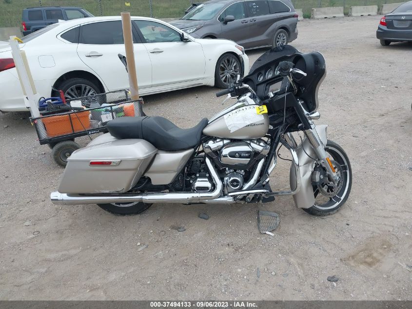 2018 HARLEY-DAVIDSON FLHX STREET GLIDE - 1HD1KBC14JB646032