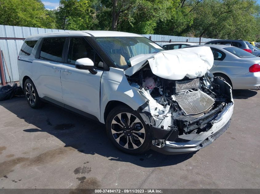KNDNC5H32P6261615 KIA CARNIVAL EX 2023