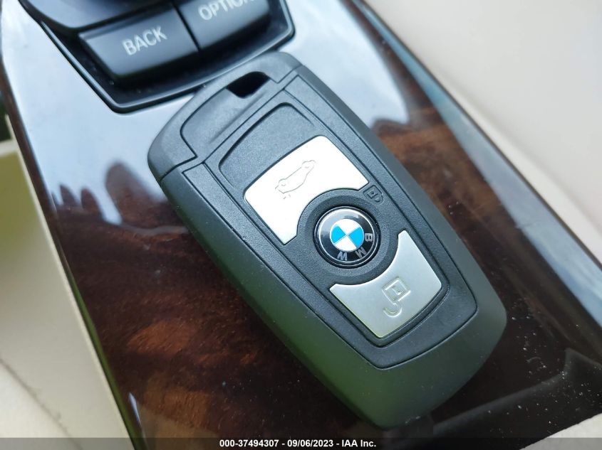 2015 BMW 320I XDRIVE WBA3C3C53FP664285