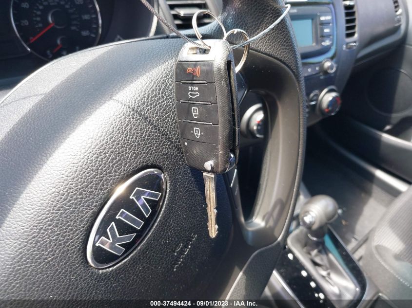2017 KIA FORTE LX - 3KPFK4A75HE111346