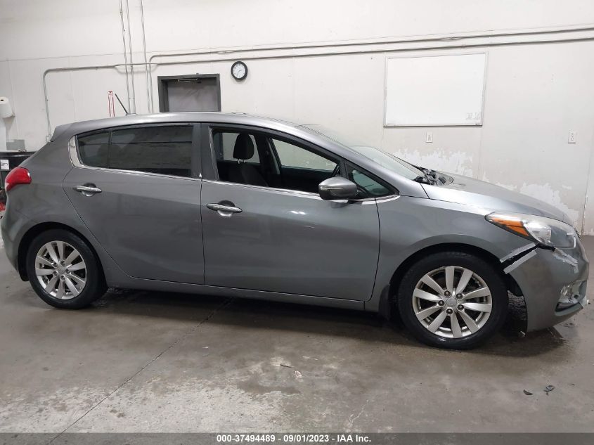 2015 KIA FORTE 5-DOOR EX - KNAFX5A81F5297621
