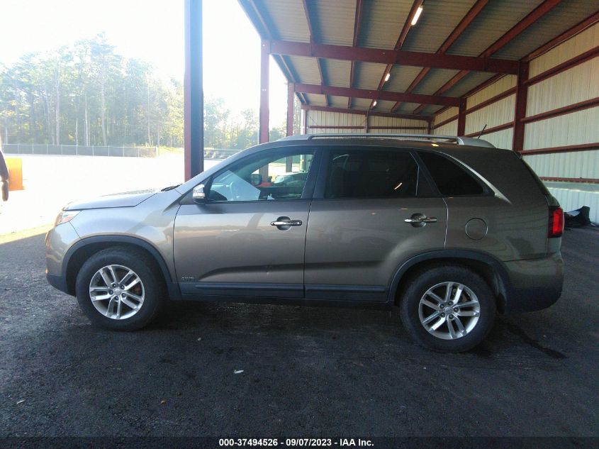 2015 KIA SORENTO LX - 5XYKTDA61FG570540