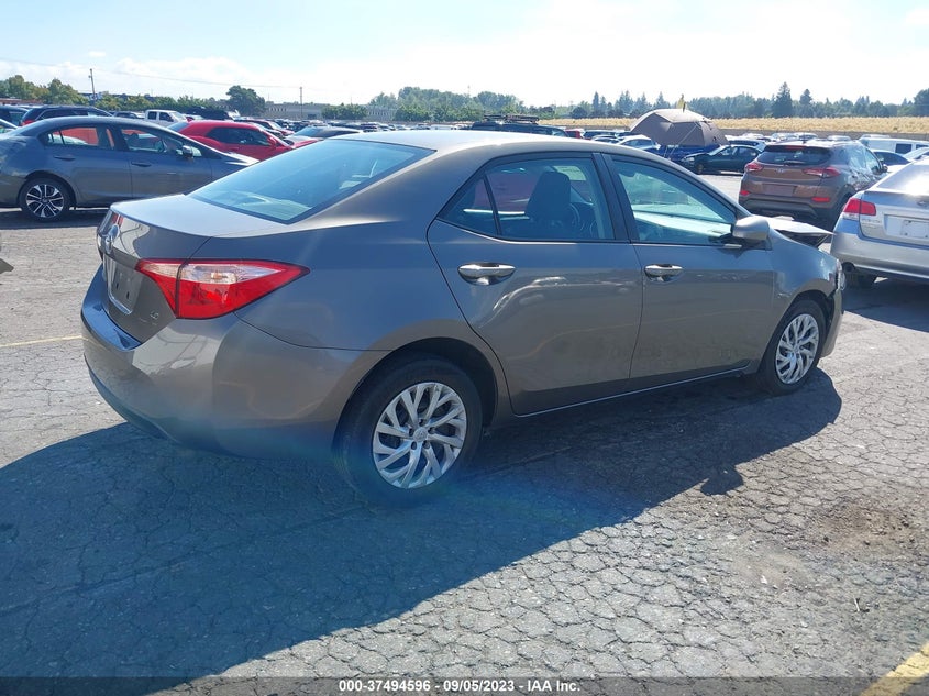 VIN 2T1BURHE1JC010674 2018 TOYOTA COROLLA L/LE/XLE/SE/XSE
