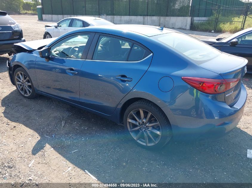 2018 MAZDA MAZDA3 4-DOOR TOURING 3MZBN1V37JM275606
