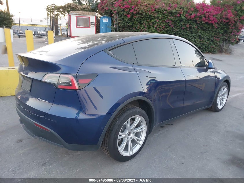 VIN 5YJYGDEE3LF056403 2020 TESLA MODEL Y LONG RANGE