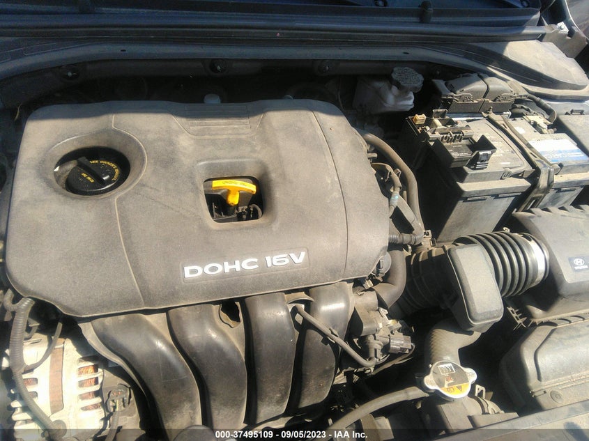 VIN KMHD74LF4HU110134 2017 HYUNDAI ELANTRA SE
