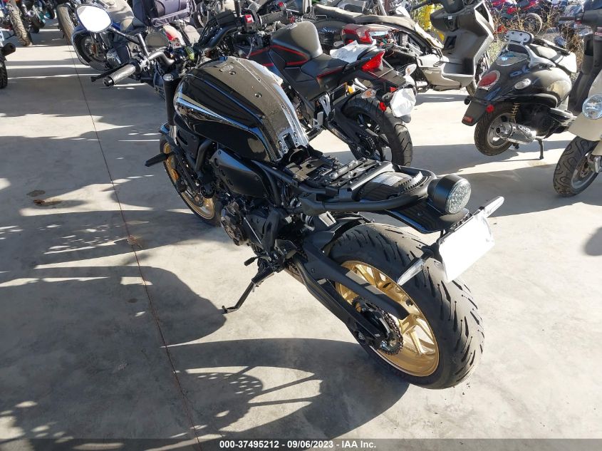 2023 YAMAHA MTM690 - JYARM42Y5PA000615
