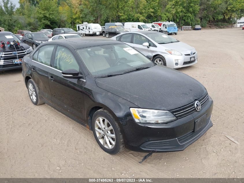 2013 VOLKSWAGEN JETTA SEDAN SE W/CONVENIENCE/SUNROOF - 3VWDX7AJ8DM455031