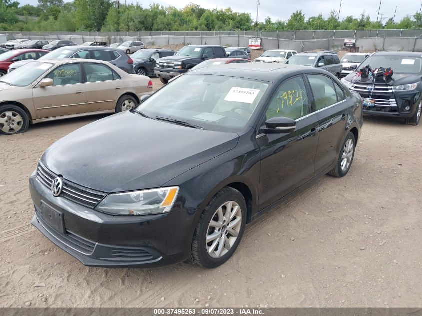 2013 VOLKSWAGEN JETTA SEDAN SE W/CONVENIENCE/SUNROOF - 3VWDX7AJ8DM455031