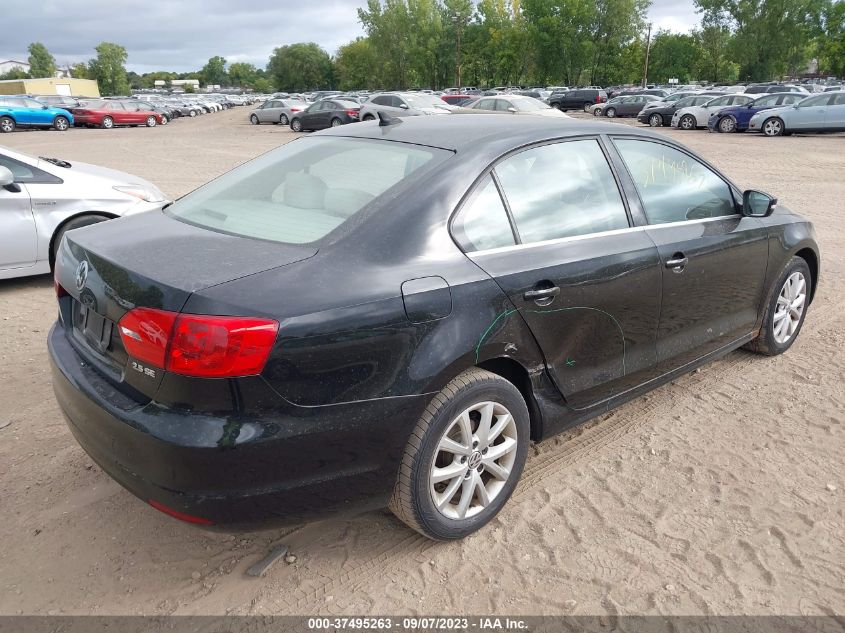 2013 VOLKSWAGEN JETTA SEDAN SE W/CONVENIENCE/SUNROOF - 3VWDX7AJ8DM455031