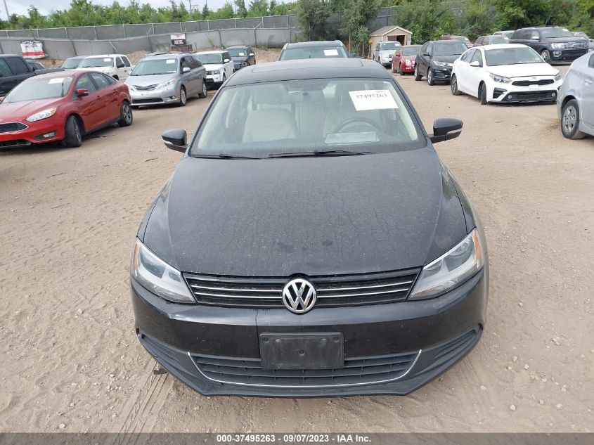 2013 VOLKSWAGEN JETTA SEDAN SE W/CONVENIENCE/SUNROOF - 3VWDX7AJ8DM455031