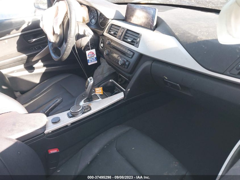 2015 BMW 3 SERIES 320I - WBA3B1G58FNT05401