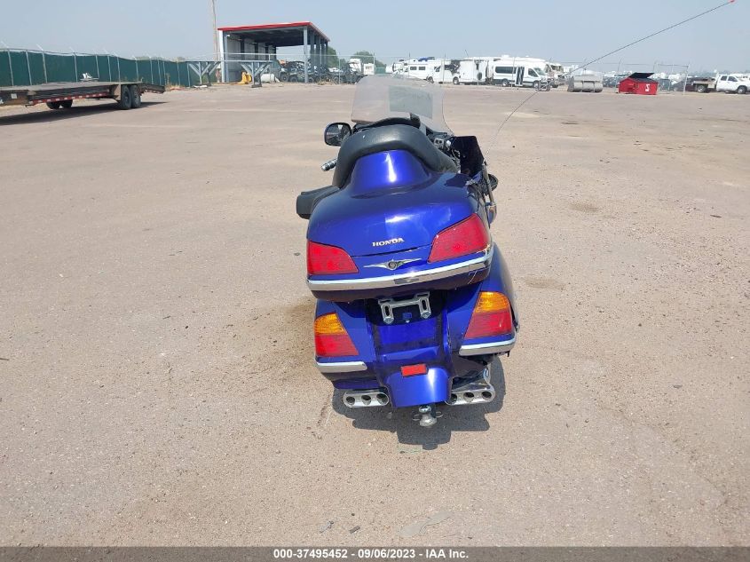 2002 HONDA GL1800 1HFSC47082A105353