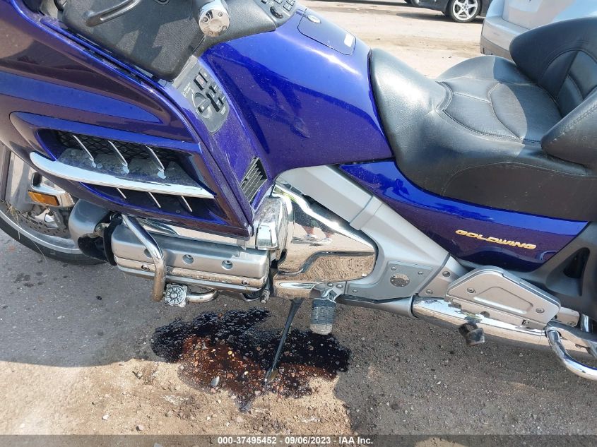 2002 HONDA GL1800 1HFSC47082A105353