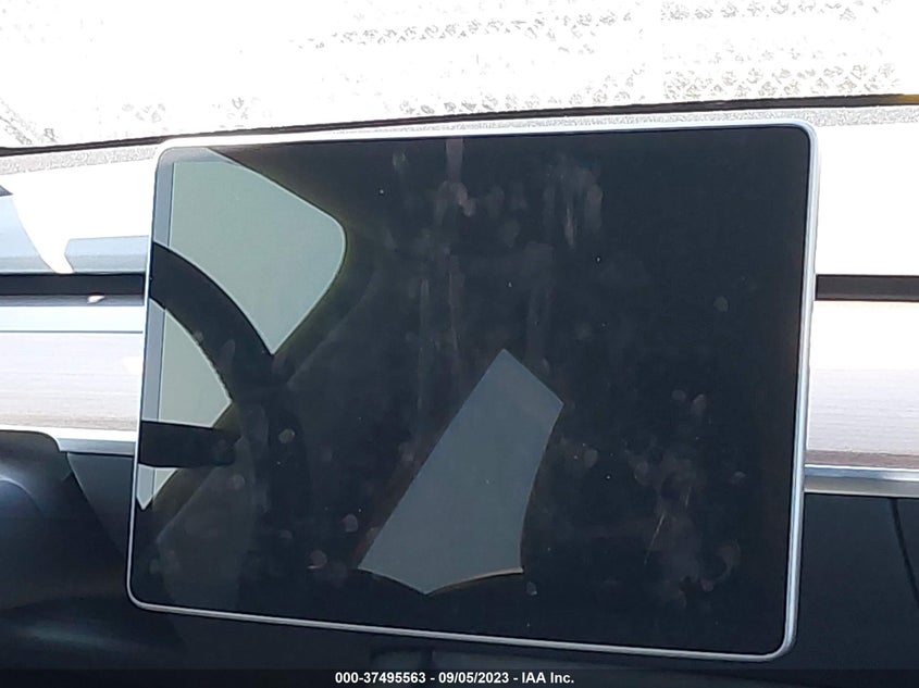 VIN 7SAYGDEEXNF545046 2022 TESLA MODEL Y LONG RANGE