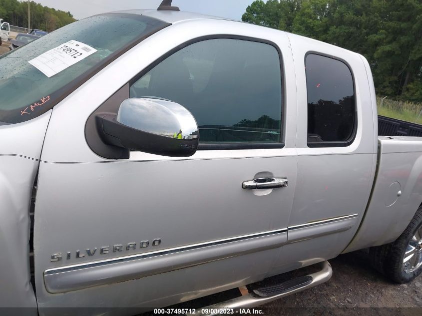 2013 CHEVROLET SILVERADO 1500 LT - 1GCRCSE00DZ349096