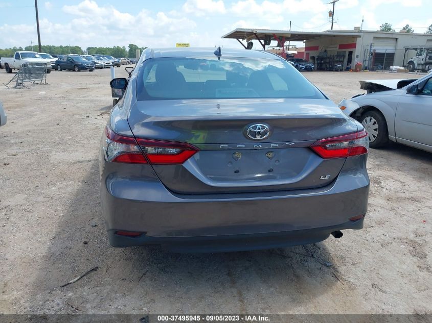 4T1C11AK5PU103462 Toyota Camry LE 17