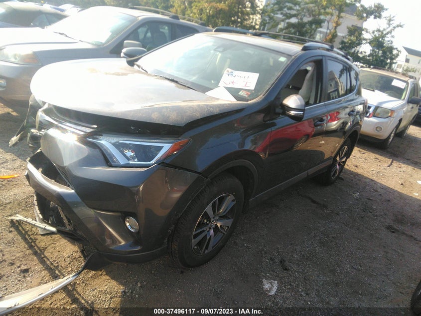 VIN JTMWFREV7HJ119736 2017 TOYOTA RAV4 XLE