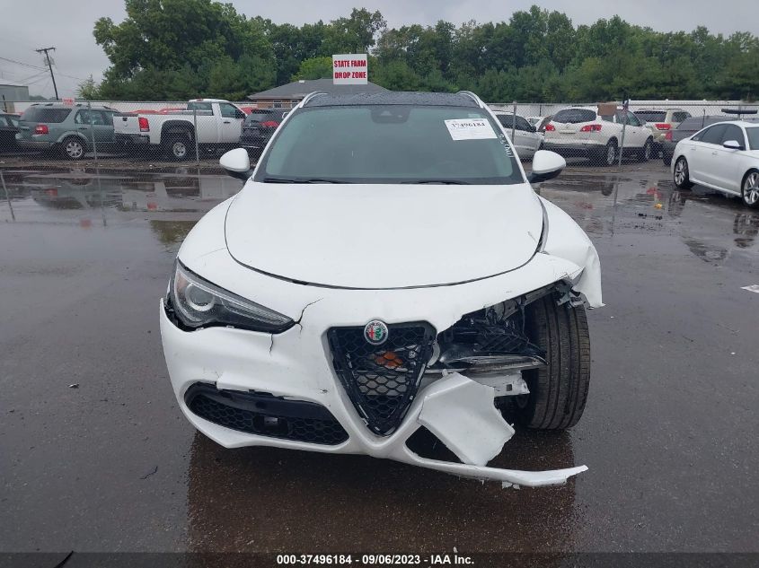 2018 ALFA ROMEO STELVIO - ZASFAKANXJ7B93870