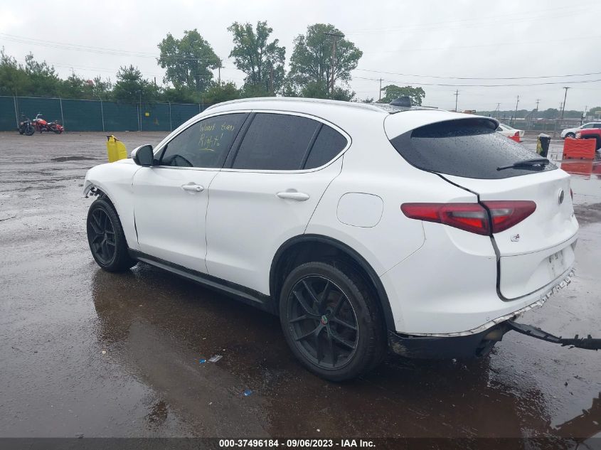 2018 ALFA ROMEO STELVIO - ZASFAKANXJ7B93870