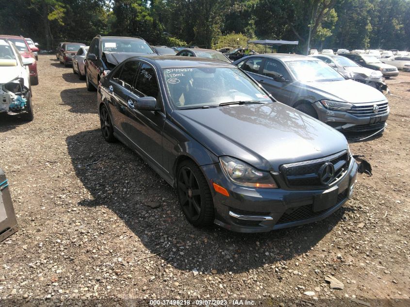 2014 MERCEDES-BENZ C-CLASS C 250 - WDDGF4HB3EA940441