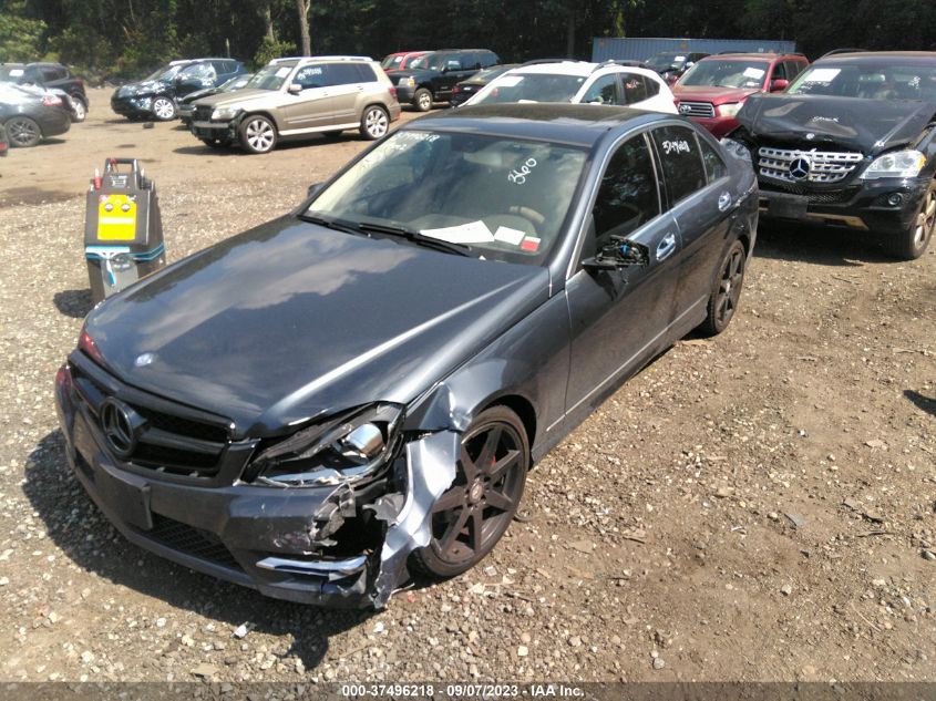 2014 MERCEDES-BENZ C-CLASS C 250 - WDDGF4HB3EA940441