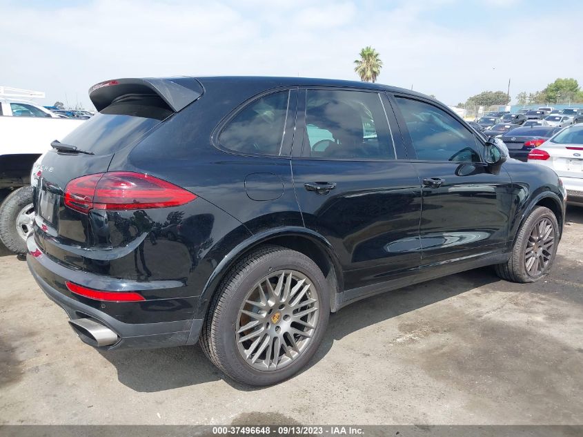 2018 PORSCHE CAYENNE - WP1AA2A26JKA02384