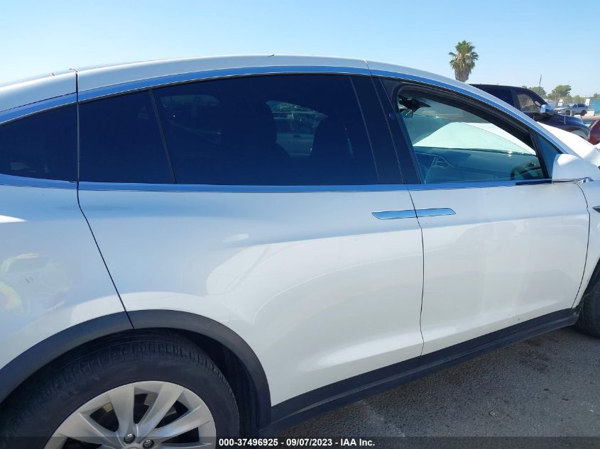 2017 TESLA MODEL X - 5YJXCDE24HF063364