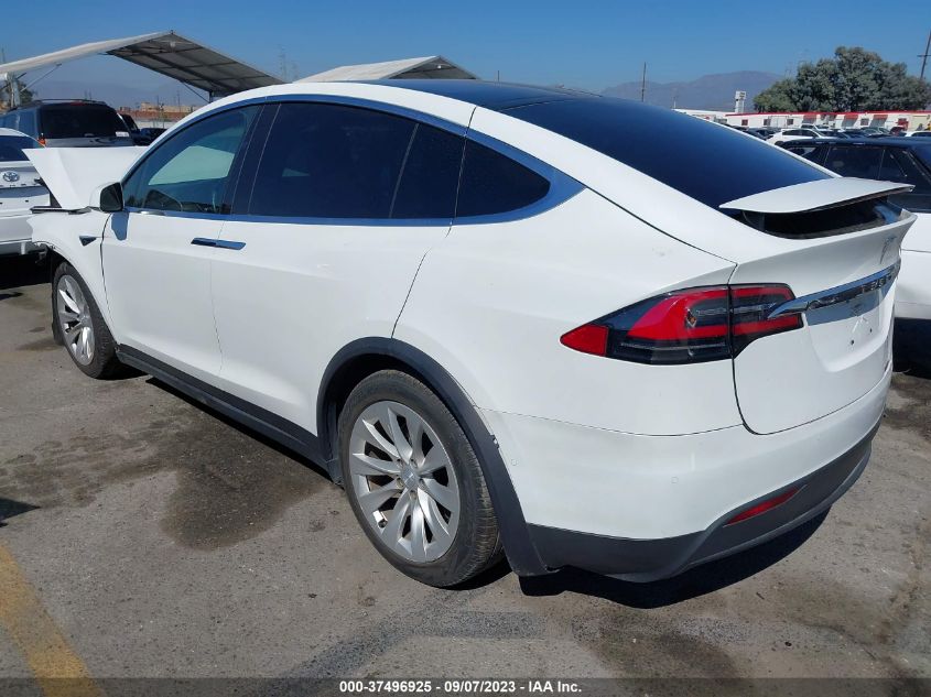 2017 TESLA MODEL X - 5YJXCDE24HF063364