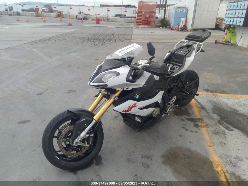 2016 BMW S 1000 XR - WB10D1308GZ462203