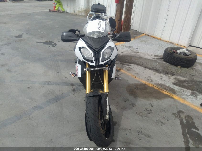 2016 BMW S 1000 XR - WB10D1308GZ462203