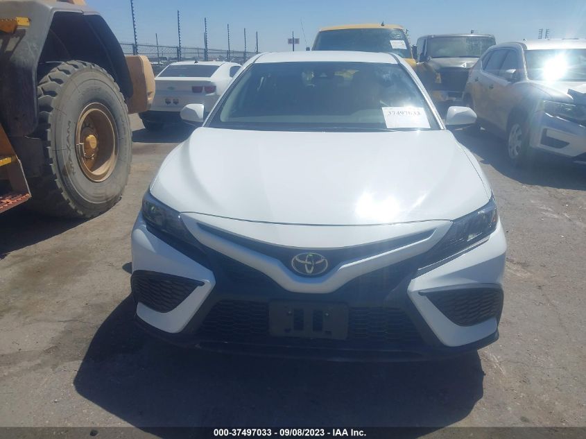 2021 TOYOTA CAMRY SE/SE NIGHT SHADE - 4T1G11AK6MU424861