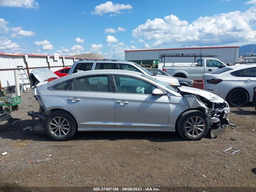 VIN 5NPE24AF1KH781322 2019 HYUNDAI SONATA SE