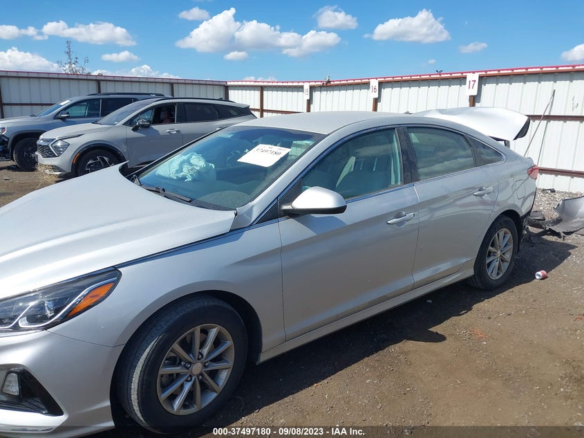 VIN 5NPE24AF1KH781322 2019 HYUNDAI SONATA SE