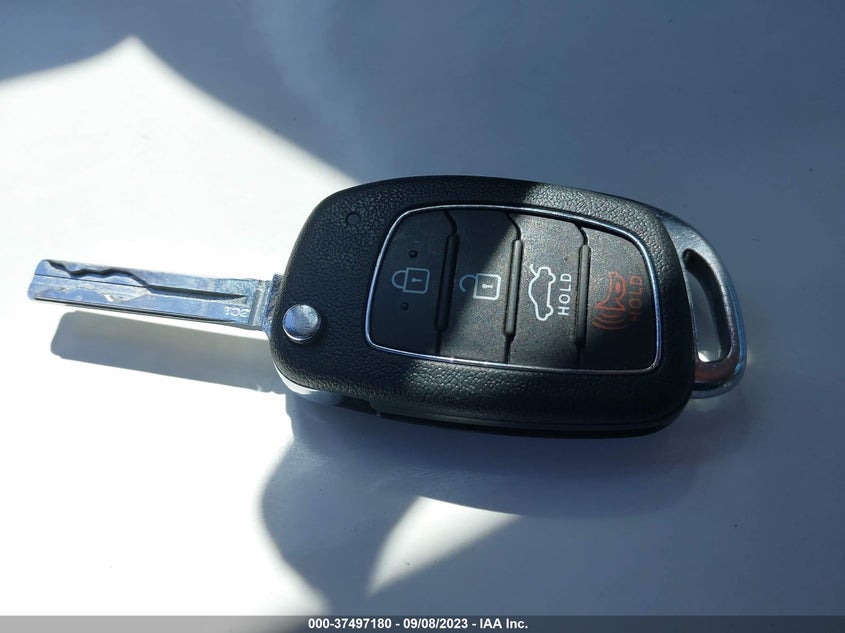 VIN 5NPE24AF1KH781322 2019 HYUNDAI SONATA SE