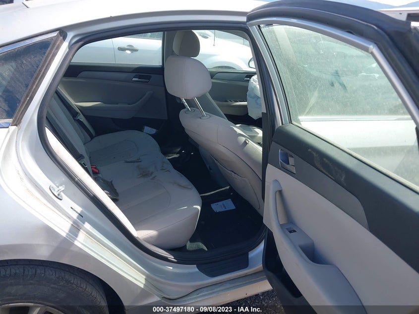 VIN 5NPE24AF1KH781322 2019 HYUNDAI SONATA SE