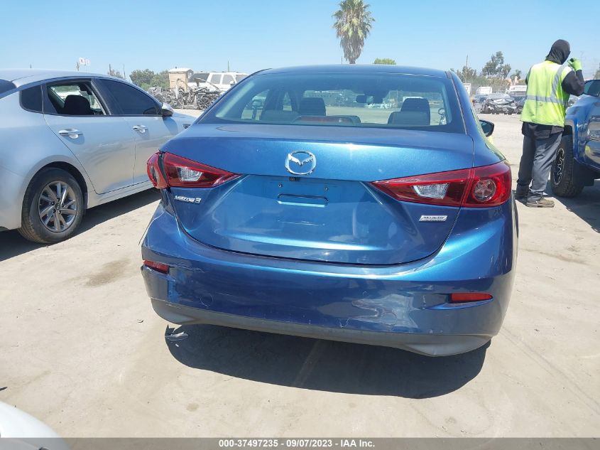 2018 MAZDA MAZDA3 4-DOOR SPORT 3MZBN1U72JM174610