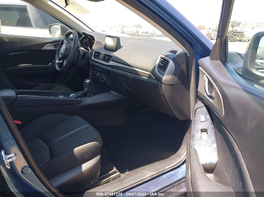 2018 MAZDA MAZDA3 4-DOOR SPORT 3MZBN1U72JM174610