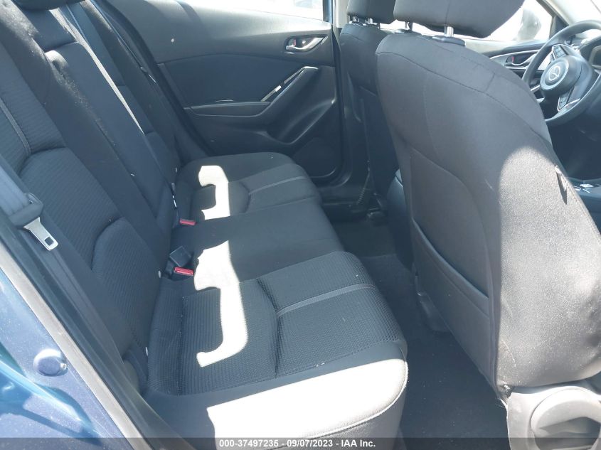 2018 MAZDA MAZDA3 4-DOOR SPORT 3MZBN1U72JM174610