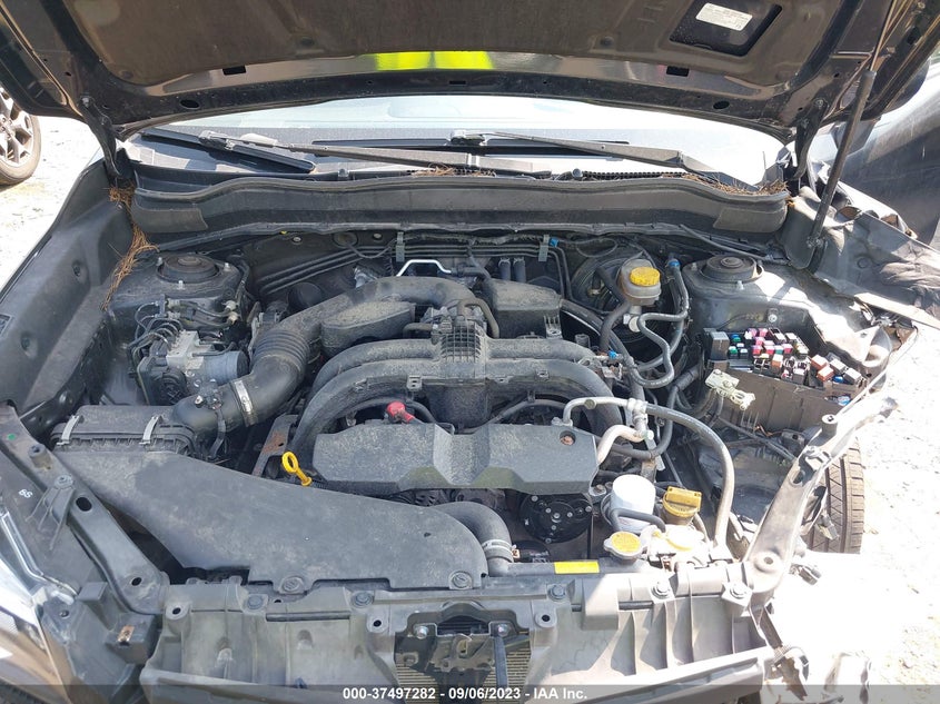 VIN JF2SJARC3JH511814 2018 SUBARU FORESTER LIMITED